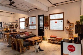  Kuang Kuang Hostel  Taichung City
